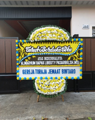 Papan Bunga Duka di Tomang