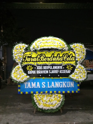 Papan Bunga Duka di Tomang